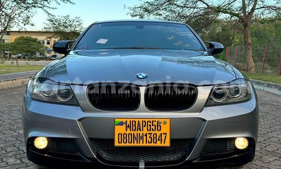 Nunua Ilio tumika BMW 3–Series Nyeusi Gari ndani ya Dar es Salaam nchini Dar es Salaam Nunua Ilio tumika BMW 3–Series Nyeusi Gari ndani ya Dar es Salaam nchini Dar es Salaam