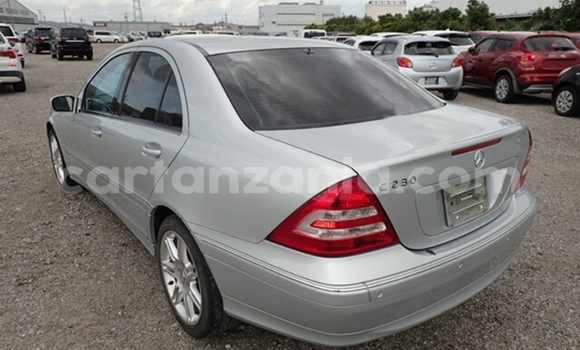 Nunua Imported Mercedes‒Benz C–Class Fedha Gari ndani ya Dar es Salaam nchini Dar es Salaam Nunua Imported Mercedes‒Benz C–Class Fedha Gari ndani ya Dar es Salaam nchini Dar es Salaam