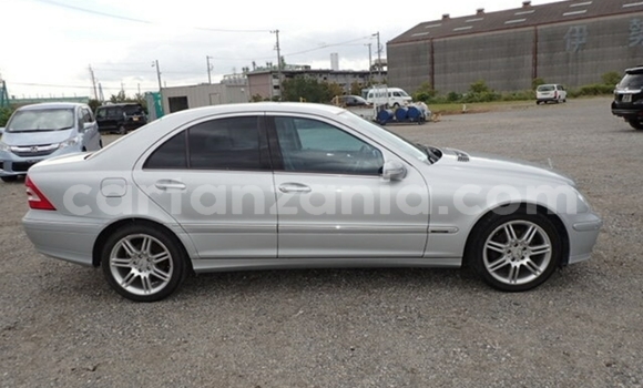 Nunua Imported Mercedes‒Benz C–Class Fedha Gari ndani ya Dar es Salaam nchini Dar es Salaam Nunua Imported Mercedes‒Benz C–Class Fedha Gari ndani ya Dar es Salaam nchini Dar es Salaam