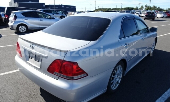 Buy Import Toyota Crown Silver Car in Dar es Salaam in Dar es Salaam Buy Import Toyota Crown Silver Car in Dar es Salaam in Dar es Salaam