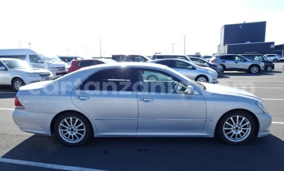 Buy Import Toyota Crown Silver Car in Dar es Salaam in Dar es Salaam Buy Import Toyota Crown Silver Car in Dar es Salaam in Dar es Salaam
