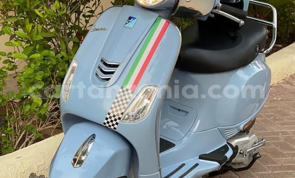 Buy Used Vespa LX Blue Bike in Arusha in Arusha