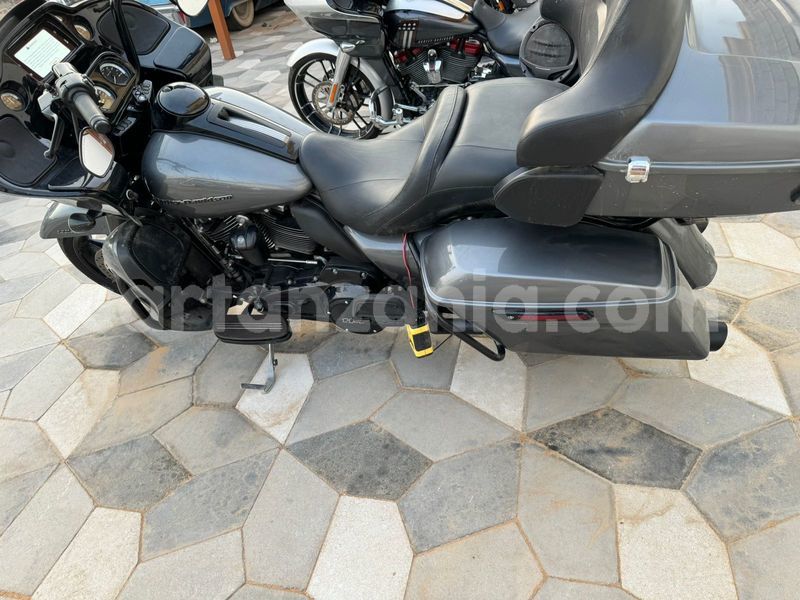 Buy used harley davidson road glide silver bike in arusha in arusha cartanzania