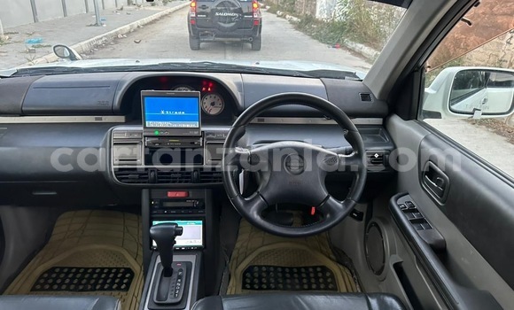 Nunua Ilio tumika Nissan X–Trail Nyeupe Gari ndani ya Dar es Salaam nchini Dar es Salaam Nunua Ilio tumika Nissan X–Trail Nyeupe Gari ndani ya Dar es Salaam nchini Dar es Salaam