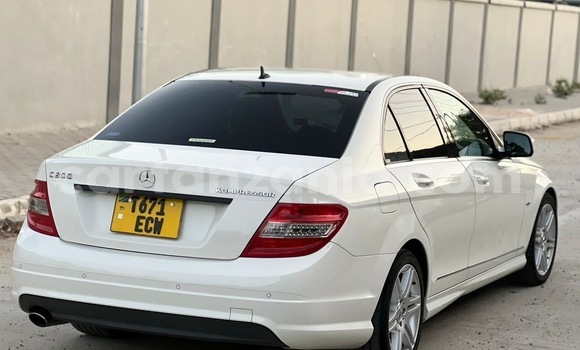 Buy Used Mercedes‒Benz C–Class White Car in Dar es Salaam in Dar es Salaam Buy Used Mercedes‒Benz C–Class White Car in Dar es Salaam in Dar es Salaam