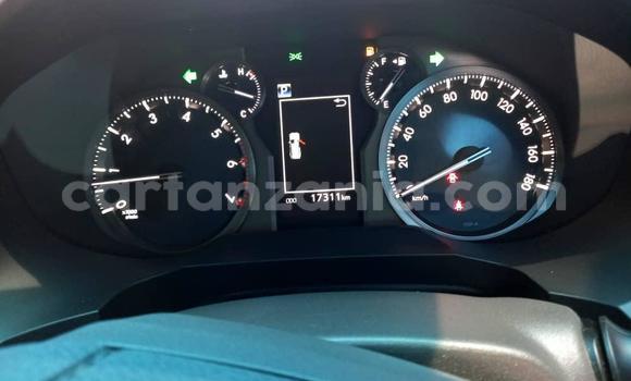 Nunua Imported Toyota Land Cruiser Prado Nyeupe Gari ndani ya Dar es Salaam nchini Dar es Salaam Nunua Imported Toyota Land Cruiser Prado Nyeupe Gari ndani ya Dar es Salaam nchini Dar es Salaam