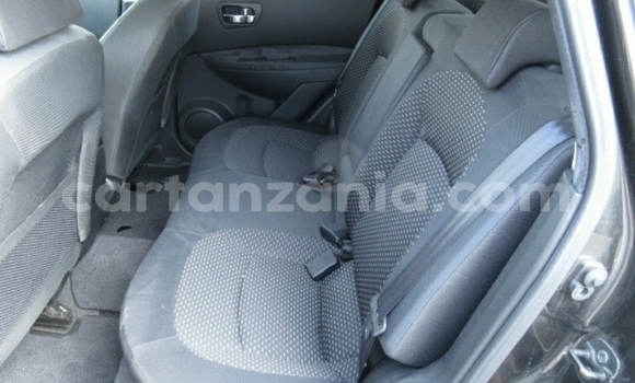 Buy Import Land Rover Freelander White Car in Dar es Salaam in Dar es Salaam Buy Import Land Rover Freelander White Car in Dar es Salaam in Dar es Salaam
