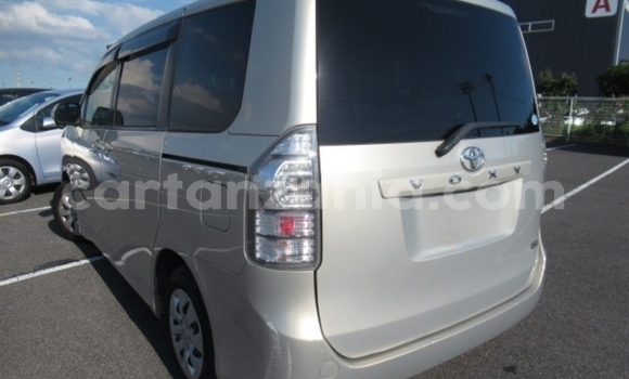 Buy Import Toyota Voxy Other Car in Dar es Salaam in Dar es Salaam Buy Import Toyota Voxy Other Car in Dar es Salaam in Dar es Salaam