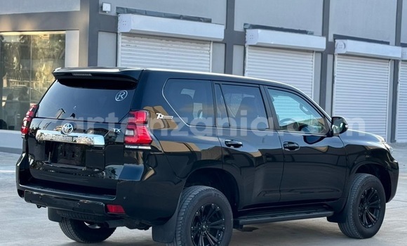 Nunua Imported Toyota Land Cruiser Prado Nyeusi Gari ndani ya Dar es Salaam nchini Dar es Salaam Nunua Imported Toyota Land Cruiser Prado Nyeusi Gari ndani ya Dar es Salaam nchini Dar es Salaam