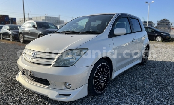 Nunua Imported Toyota IST Nyingine Gari ndani ya Dar es Salaam nchini Dar es Salaam Nunua Imported Toyota IST Nyingine Gari ndani ya Dar es Salaam nchini Dar es Salaam