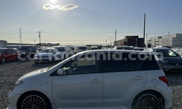 Nunua Imported Toyota IST Nyingine Gari ndani ya Dar es Salaam nchini Dar es Salaam Nunua Imported Toyota IST Nyingine Gari ndani ya Dar es Salaam nchini Dar es Salaam