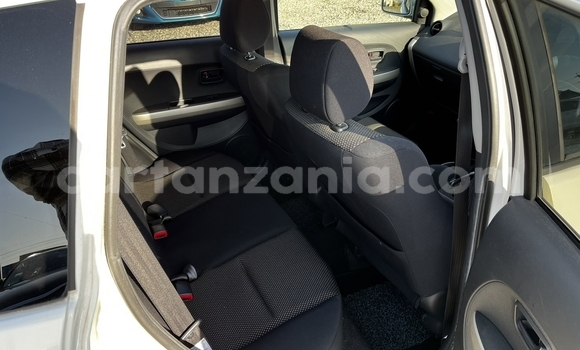 Nunua Imported Toyota IST Nyingine Gari ndani ya Dar es Salaam nchini Dar es Salaam Nunua Imported Toyota IST Nyingine Gari ndani ya Dar es Salaam nchini Dar es Salaam