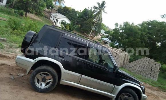 Nunua Ilio tumika Suzuki Escudo Nyeusi Gari ndani ya Dar es Salaam nchini Dar es Salaam Nunua Ilio tumika Suzuki Escudo Nyeusi Gari ndani ya Dar es Salaam nchini Dar es Salaam