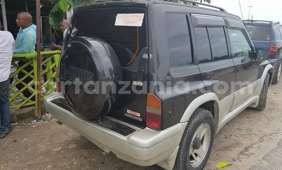 Nunua Ilio tumika Suzuki Escudo Nyeusi Gari ndani ya Dar es Salaam nchini Dar es Salaam Nunua Ilio tumika Suzuki Escudo Nyeusi Gari ndani ya Dar es Salaam nchini Dar es Salaam