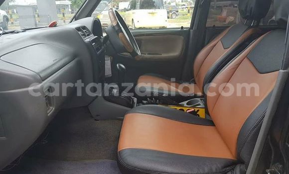 Nunua Ilio tumika Suzuki Escudo Nyeusi Gari ndani ya Dar es Salaam nchini Dar es Salaam Nunua Ilio tumika Suzuki Escudo Nyeusi Gari ndani ya Dar es Salaam nchini Dar es Salaam