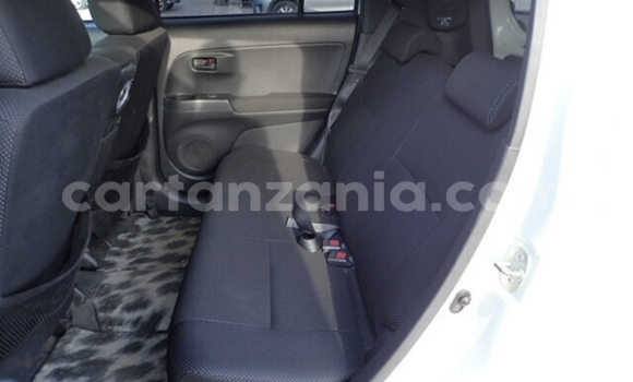 Nunua Imported Toyota bB Nyingine Gari ndani ya Dar es Salaam nchini Dar es Salaam Nunua Imported Toyota bB Nyingine Gari ndani ya Dar es Salaam nchini Dar es Salaam