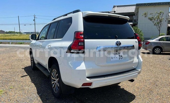 Buy New Toyota Land Cruiser Prado White Car in Dar es Salaam in Dar es Salaam Buy New Toyota Land Cruiser Prado White Car in Dar es Salaam in Dar es Salaam