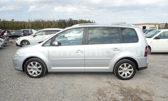 Buy Import Volkswagen Touran Silver Car in Dar es Salaam in Dar es Salaam Buy Import Volkswagen Touran Silver Car in Dar es Salaam in Dar es Salaam