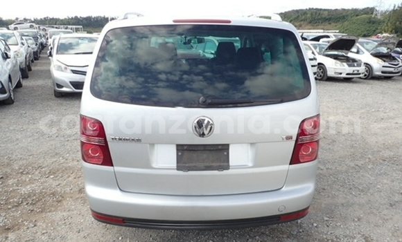 Buy Import Volkswagen Touran Silver Car in Dar es Salaam in Dar es Salaam Buy Import Volkswagen Touran Silver Car in Dar es Salaam in Dar es Salaam