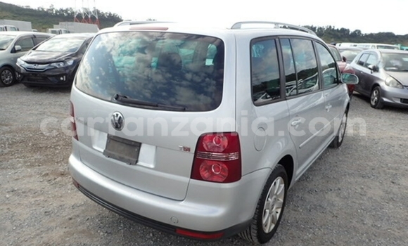 Buy Import Volkswagen Touran Silver Car in Dar es Salaam in Dar es Salaam Buy Import Volkswagen Touran Silver Car in Dar es Salaam in Dar es Salaam