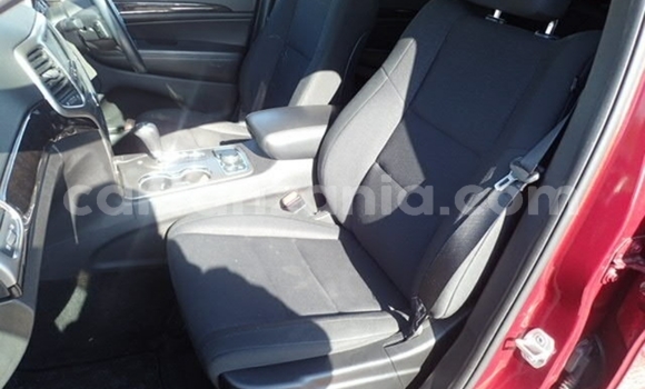 Nunua Imported Jeep Grand Cherokee Nyekundu Gari ndani ya Dar es Salaam nchini Dar es Salaam Nunua Imported Jeep Grand Cherokee Nyekundu Gari ndani ya Dar es Salaam nchini Dar es Salaam