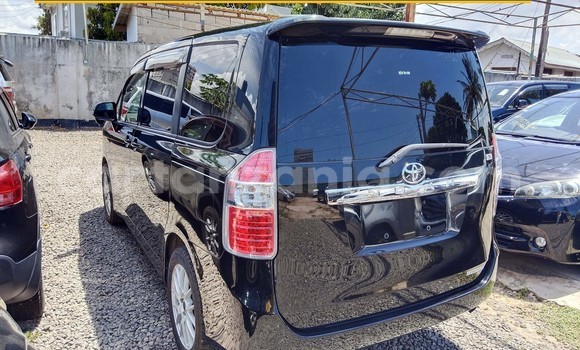 Buy Used Toyota Noah Black Car in Dar es Salaam in Dar es Salaam Buy Used Toyota Noah Black Car in Dar es Salaam in Dar es Salaam