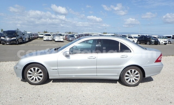 Nunua Imported Mercedes-Benz C180 coupe Fedha Gari ndani ya Dar es Salaam nchini Dar es Salaam Nunua Imported Mercedes-Benz C180 coupe Fedha Gari ndani ya Dar es Salaam nchini Dar es Salaam