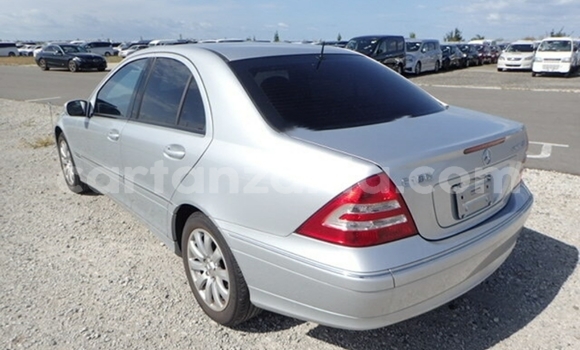 Nunua Imported Mercedes-Benz C180 coupe Fedha Gari ndani ya Dar es Salaam nchini Dar es Salaam Nunua Imported Mercedes-Benz C180 coupe Fedha Gari ndani ya Dar es Salaam nchini Dar es Salaam