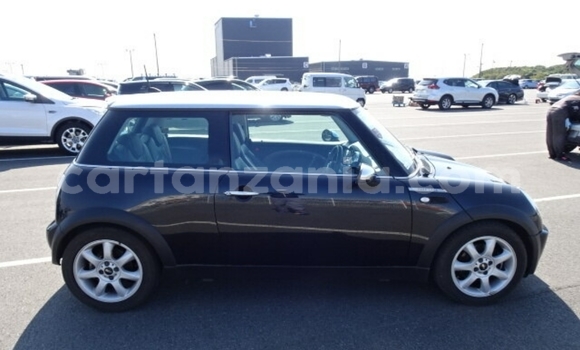 Buy Import Mini Cooper Black Car in Dar es Salaam in Dar es Salaam Buy Import Mini Cooper Black Car in Dar es Salaam in Dar es Salaam