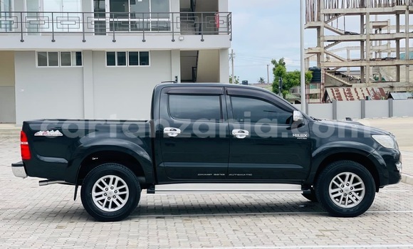 Nunua Imported Toyota Hiluxe VIGO Nyeusi Gari ndani ya Dar es Salaam nchini Dar es Salaam Nunua Imported Toyota Hiluxe VIGO Nyeusi Gari ndani ya Dar es Salaam nchini Dar es Salaam