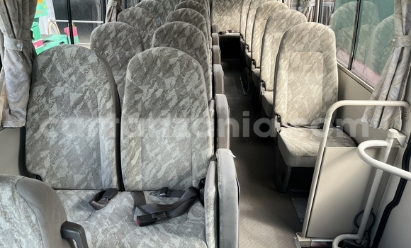 Buy Import Mitsubishi Rossa Other Truck in Dar es Salaam in Dar es Salaam Buy Import Mitsubishi Rossa Other Truck in Dar es Salaam in Dar es Salaam