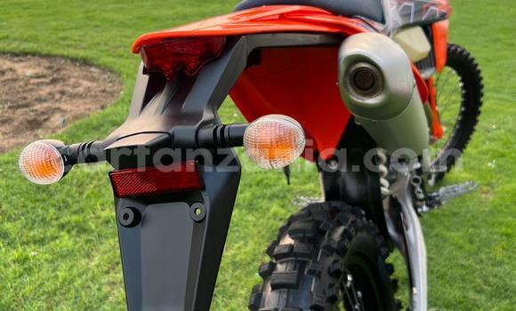 Buy Used KTM EXC Red Bike in Arusha in Arusha Buy Used KTM EXC Red Bike in Arusha in Arusha