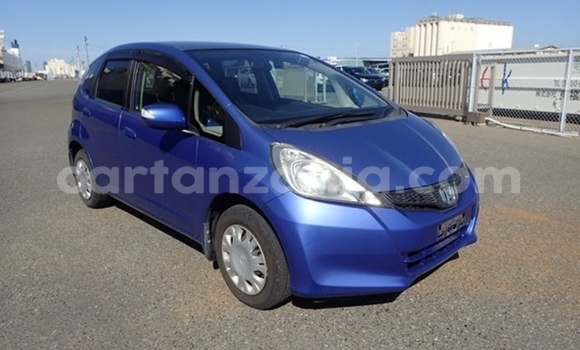 Nunua Imported Honda FIT Bluu Gari ndani ya Dar es Salaam nchini Dar es Salaam Nunua Imported Honda FIT Bluu Gari ndani ya Dar es Salaam nchini Dar es Salaam