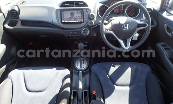 Nunua Imported Honda FIT Bluu Gari ndani ya Dar es Salaam nchini Dar es Salaam Nunua Imported Honda FIT Bluu Gari ndani ya Dar es Salaam nchini Dar es Salaam