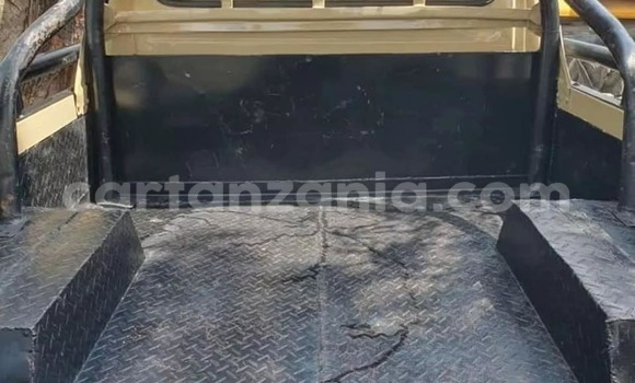 Nunua Ilio tumika Toyota Land Cruiser Nyingine Gari ndani ya Dodoma nchini Dodoma Nunua Ilio tumika Toyota Land Cruiser Nyingine Gari ndani ya Dodoma nchini Dodoma