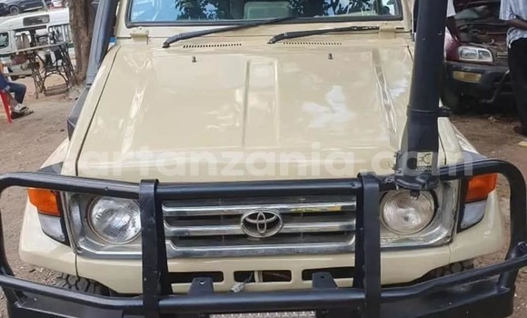 Nunua Ilio tumika Toyota Land Cruiser Nyingine Gari ndani ya Dodoma nchini Dodoma Nunua Ilio tumika Toyota Land Cruiser Nyingine Gari ndani ya Dodoma nchini Dodoma