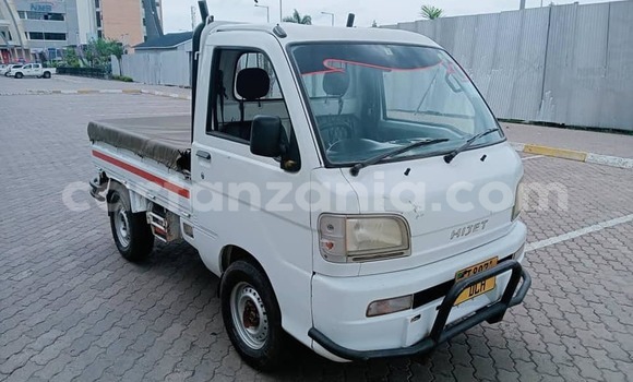 Buy Used Toyota Dyna White Truck in Dodoma in Dodoma Buy Used Toyota Dyna White Truck in Dodoma in Dodoma