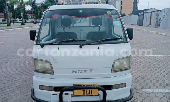 Buy Used Toyota Dyna White Truck in Dodoma in Dodoma Buy Used Toyota Dyna White Truck in Dodoma in Dodoma