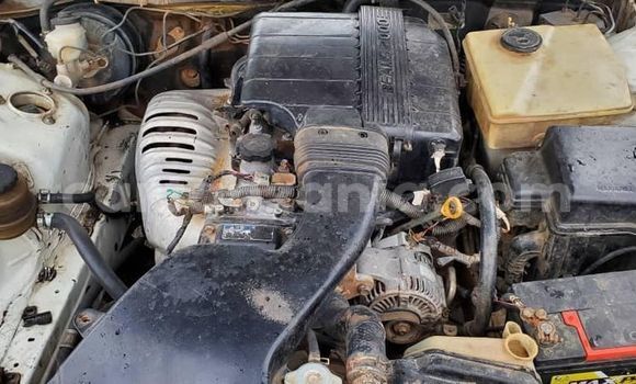 Nunua Ilio tumika Toyota Cresta Nyeupe Gari ndani ya Dodoma nchini Dodoma Nunua Ilio tumika Toyota Cresta Nyeupe Gari ndani ya Dodoma nchini Dodoma