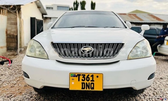 Buy Used Toyota Harrier White Car in Dodoma in Dodoma Buy Used Toyota Harrier White Car in Dodoma in Dodoma