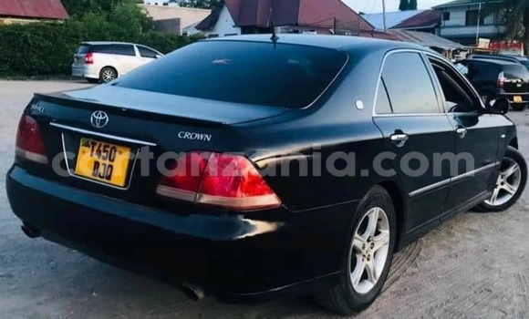 Nunua Ilio tumika Toyota Crown Nyeusi Gari ndani ya Dodoma nchini Dodoma Nunua Ilio tumika Toyota Crown Nyeusi Gari ndani ya Dodoma nchini Dodoma