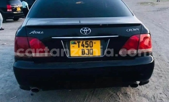 Nunua Ilio tumika Toyota Crown Nyeusi Gari ndani ya Dodoma nchini Dodoma Nunua Ilio tumika Toyota Crown Nyeusi Gari ndani ya Dodoma nchini Dodoma
