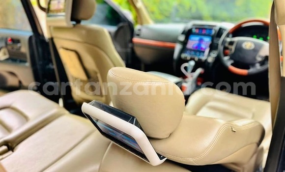 Buy Used Toyota Land Cruiser Black Car in Dodoma in Dodoma