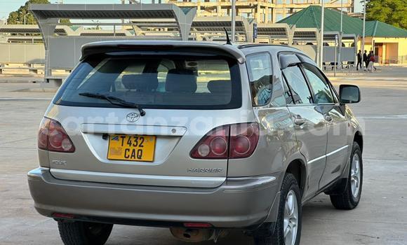 Buy Used Toyota Harrier Silver Car in Dar es Salaam in Dar es Salaam Buy Used Toyota Harrier Silver Car in Dar es Salaam in Dar es Salaam