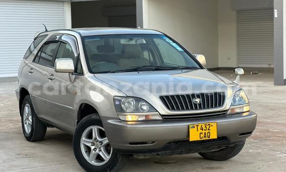 Buy Used Toyota Harrier Silver Car in Dar es Salaam in Dar es Salaam Buy Used Toyota Harrier Silver Car in Dar es Salaam in Dar es Salaam