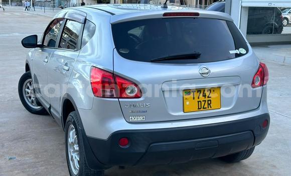 Nunua Ilio tumika Nissan Dualis Fedha Gari ndani ya Ilala nchini Dar es Salaam Nunua Ilio tumika Nissan Dualis Fedha Gari ndani ya Ilala nchini Dar es Salaam
