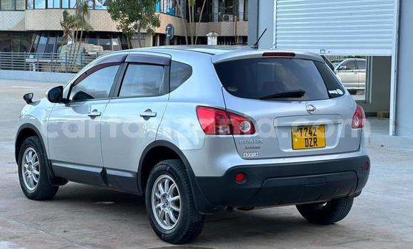 Nunua Ilio tumika Nissan Dualis Fedha Gari ndani ya Ilala nchini Dar es Salaam Nunua Ilio tumika Nissan Dualis Fedha Gari ndani ya Ilala nchini Dar es Salaam