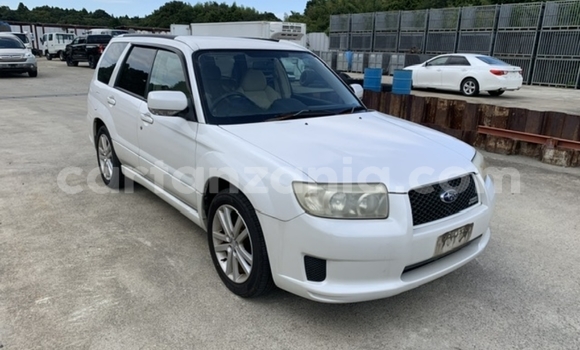 Nunua Imported Subaru Forester Nyeupe Gari ndani ya Dar es Salaam nchini Dar es Salaam Nunua Imported Subaru Forester Nyeupe Gari ndani ya Dar es Salaam nchini Dar es Salaam