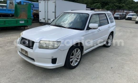 Nunua Imported Subaru Forester Nyeupe Gari ndani ya Dar es Salaam nchini Dar es Salaam Nunua Imported Subaru Forester Nyeupe Gari ndani ya Dar es Salaam nchini Dar es Salaam