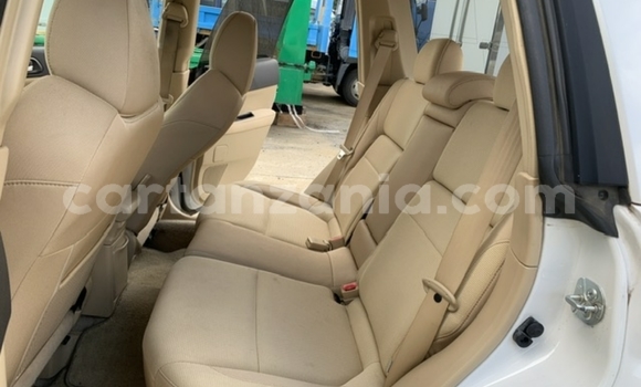 Nunua Imported Subaru Forester Nyeupe Gari ndani ya Dar es Salaam nchini Dar es Salaam Nunua Imported Subaru Forester Nyeupe Gari ndani ya Dar es Salaam nchini Dar es Salaam